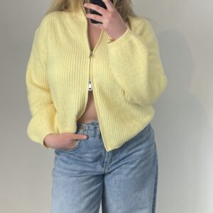 Laurie Trui Geel💛